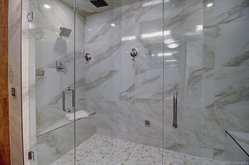 27701 Lakeview Dr, Aurora CO 80016 exterior