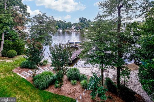 612 Cpe Mckinsey Dr, Severna Park MD 21146-4057 exterior