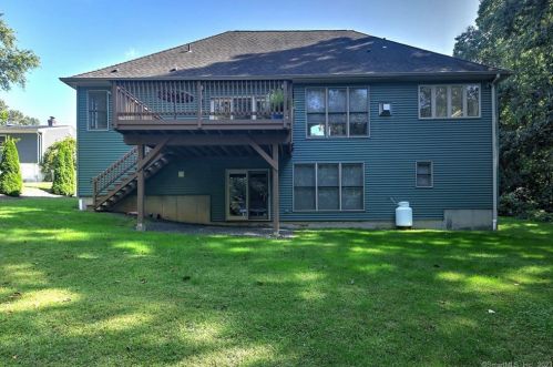 30 Ida Ave, Derby, CT 06418-2322