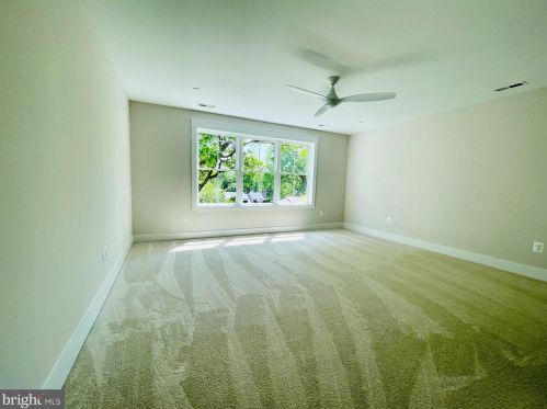 113 Spot Clb Rd, Arnold MD 21012-1002 exterior