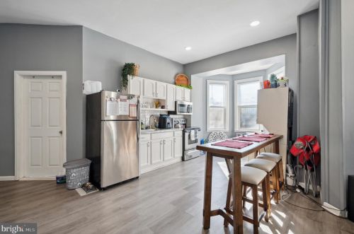 630 Chelten Ave, Philadelphia PA 19126-3824 exterior