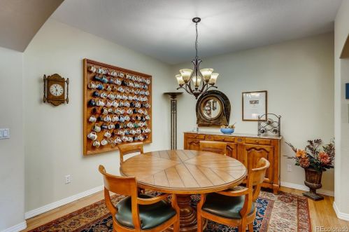 13857 Chenango Dr, Aurora CO 80015-3904 exterior