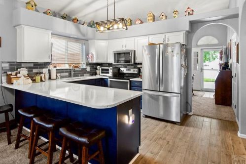 4901 Briarcrest Dr, Pueblo, CO 81005-5591