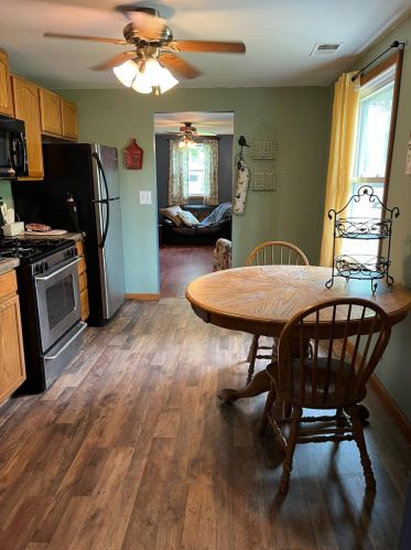 2710 40 St, Hammond IN 46322-2731 exterior