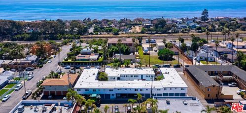 2030 Tremont St, Oceanside, CA 92054-6522