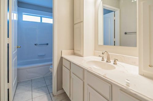 7317 Cross Keys Dr, Fort Worth TX  76182-6059 exterior