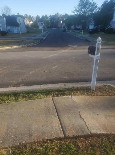 3650 Bristol Overlook, Rex GA 30273-2281 exterior