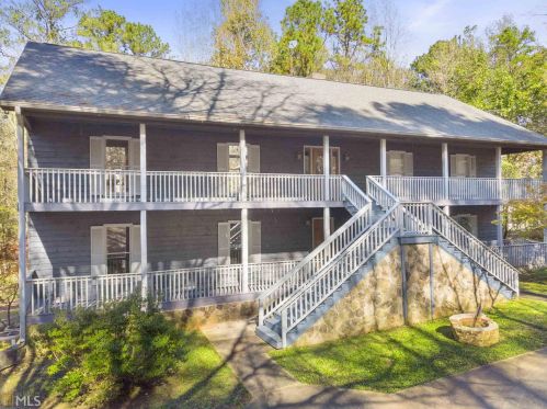222 Long Cove Dr, Lagrange, GA 30240-9623