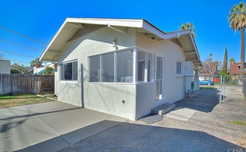 3160 Lime St, Riverside CA 92501-2930 exterior