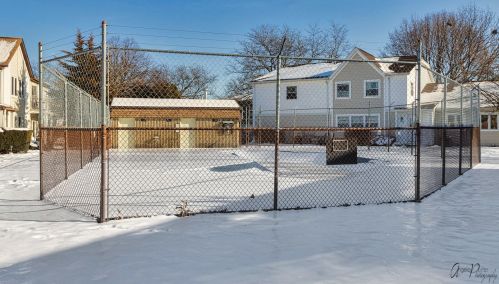 1266 Inverrary Ln, Bannockburn IL  60015-3612 exterior