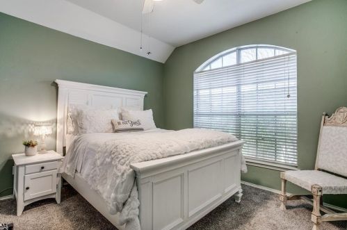 7058 Deer Rdg Dr, Fort Worth TX 76137-4714 exterior