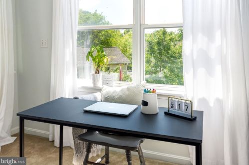 1217 Pine Ave, Shady Side MD 20764-9575 exterior