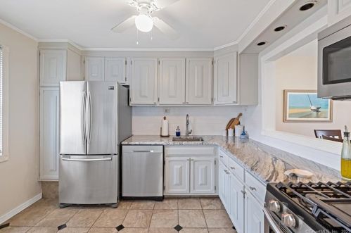 78 Salem Walk, Milford, CT 06460-7132
