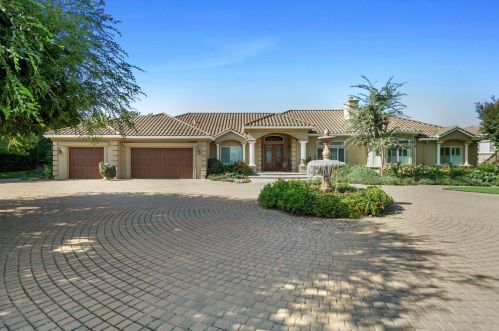 13089 Harding Ave, San Martin, CA 95046-9440