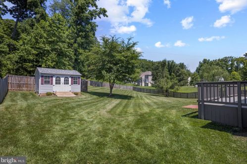 19308 Bothwell Ct, Triangle VA  22172-2341 exterior