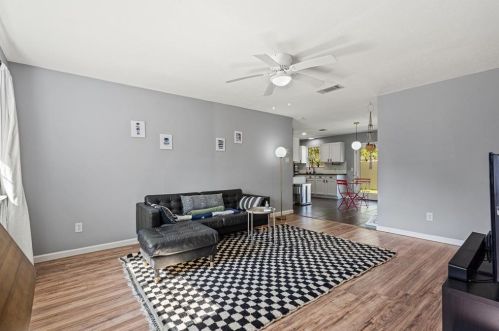 4802 Brassiewood Dr, Austin TX  78744-5107 exterior