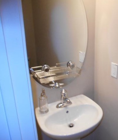 4889 Colchester Ct, Atlanta GA  30339-9004 exterior