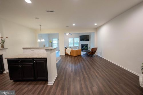 116 Sundance Dr, Trenton NJ  08619-3969 exterior