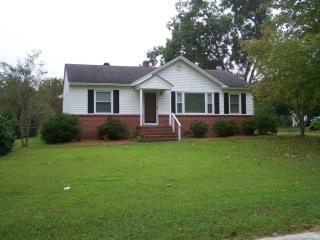 1110 Wannamaker Ave, Florence SC  29501-4507 exterior