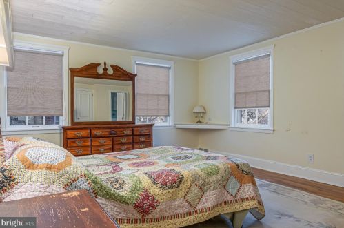 456 Gladstone Ave, Tavistock NJ 08033-4005 exterior