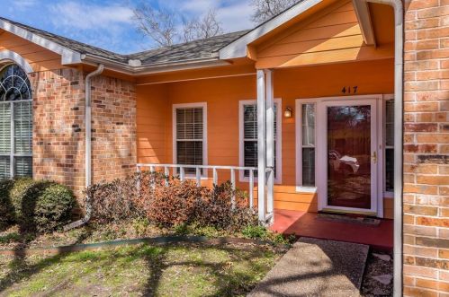 417 Martin St, Bonham, TX 75418-2208
