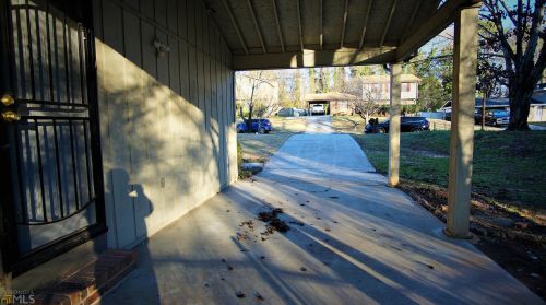 6099 Katherine Rd, Rex GA 30273-1119 exterior