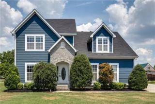 1017 Matheus Dr, Murfreesboro, TN 37128-7701