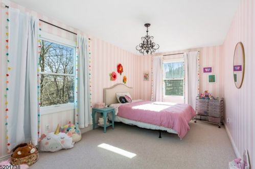 97 Roosevelt Ave, Paterson NJ  07506-0015 exterior