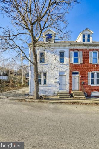 291 Union St, York, PA 17401-3036