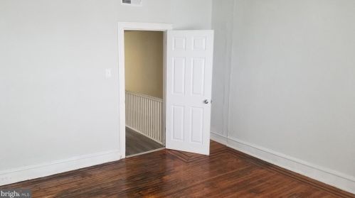 5411 Berks St, Philadelphia PA 19122-2132 exterior