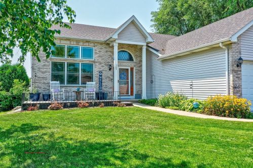705 Lighthouse Dr, Ottawa, IL 61350-9573