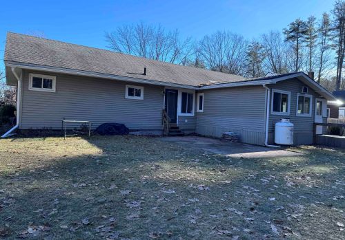 35 Mann Ct, Unity NH  03743-3037 exterior
