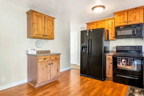 7495 2200, Taylorsville UT 84088-9515 exterior