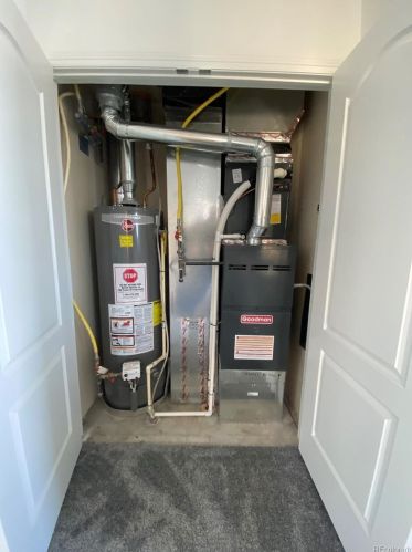 841 Willow Dr, Denver CO  80603-7743 exterior