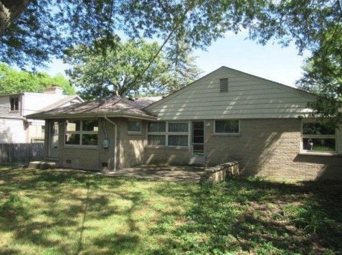 1362 Warrington Rd, Bannockburn IL  60015-2333 exterior