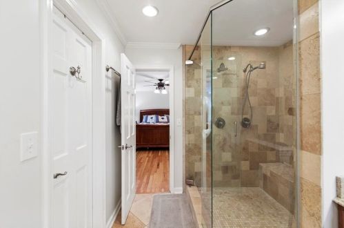 6879 Lockridge Dr, Atlanta GA  30360-1514 exterior