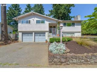 16927 Franklin St, Portland OR  97236-1419 exterior