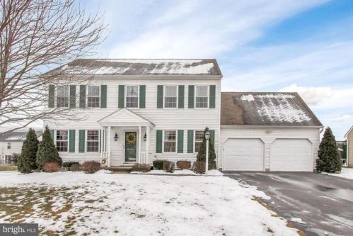 3708 Wheatland Dr, York, PA 17315-3087