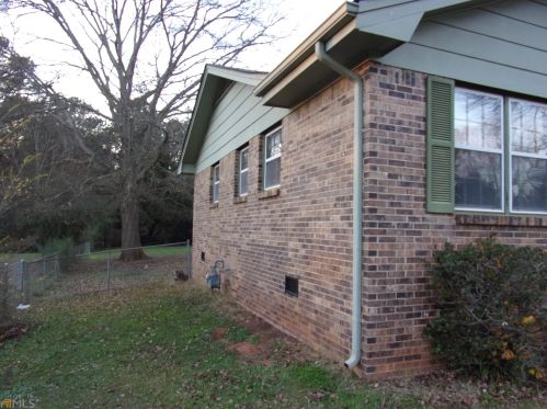 1164 Tony Vly Dr, Conyers GA 30013-2943 exterior