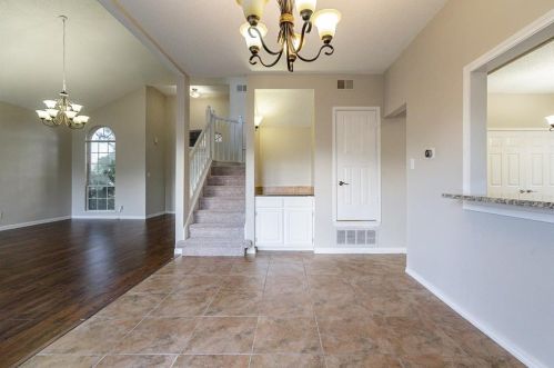 2818 Lk Vly Dr, Garland TX exterior