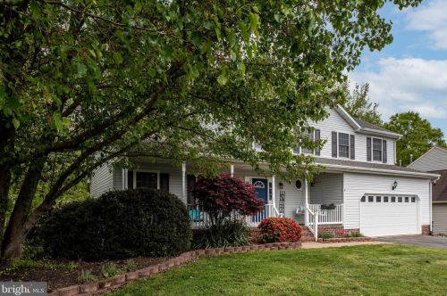 12023 Stonehenge Dr, Fredericksburg, VA 22407-7374