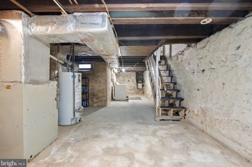 220 Liberty St, Lancaster PA  17602-1934 exterior