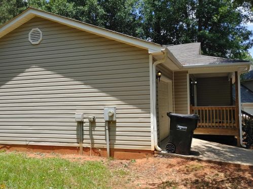 114 Ashley Oaks Dr, Barnesville, GA 30204-3481