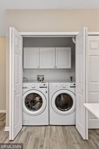 2457 Grenadier Ave, Saint Paul MN  55128-4319 exterior