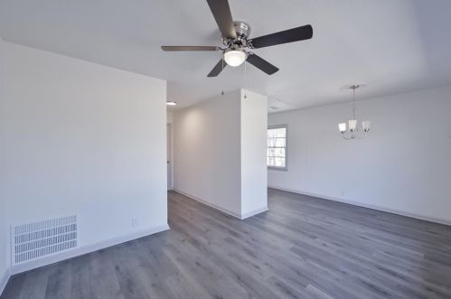 1505 Selene St, Fort Worth TX  76106-3933 exterior