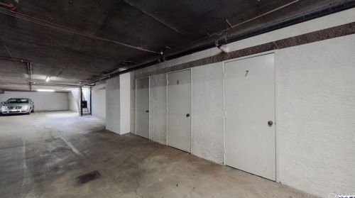 625 California Ave, Glendale CA  91203-1573 exterior