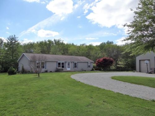 416 White Oak, Camargo, IL 61919-3555