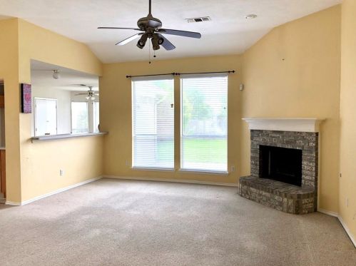 3306 Scenic Glen Dr, Midlothian TX  76063-5813 exterior
