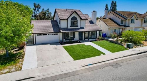 1376 Darwin Dr, Oceanside CA  92056-6618 exterior