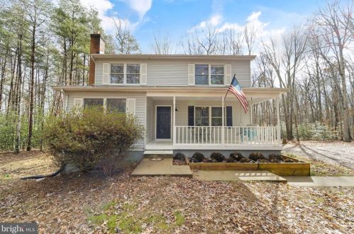 3625 Ensors Shop Rd, Midland, VA 22728-2427